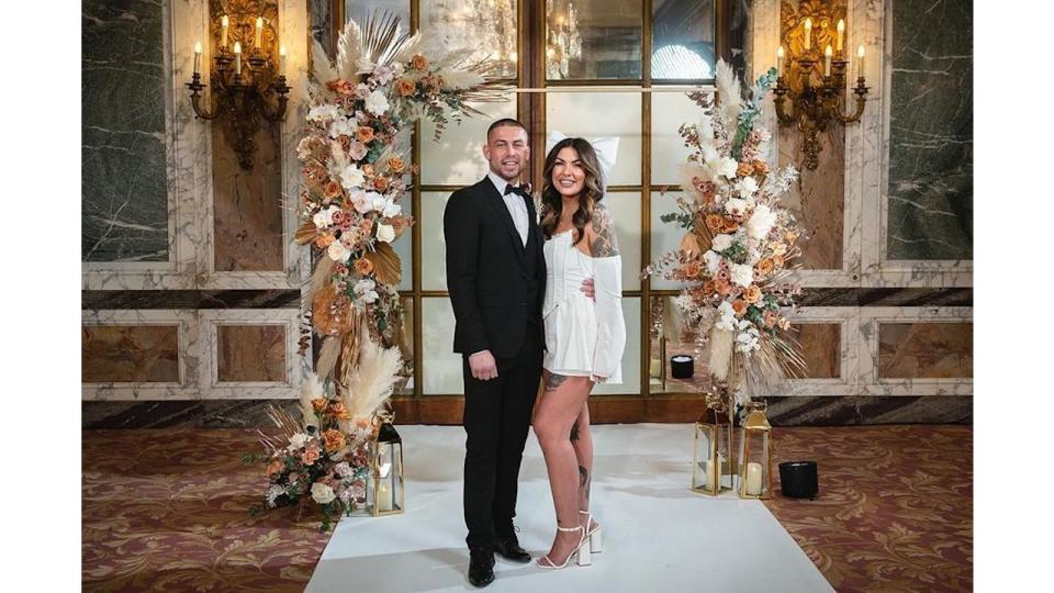 Sionainn and Ryan at the altar 