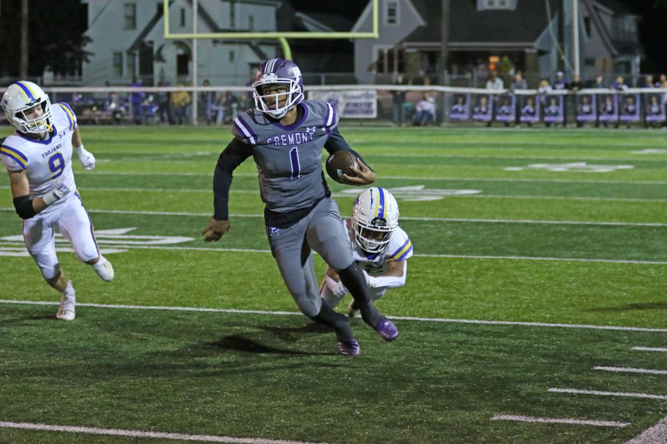 Ross' Kaden Holmes makes a defender miss.