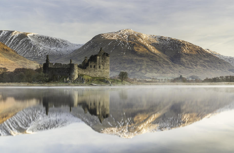 Another Scottish scene was the subject of an entry from Gavin Crozier, who captured Kilchurn Castle in this stunning image.