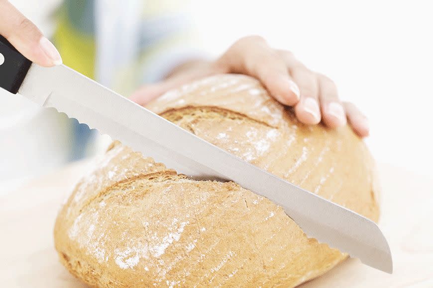 This knife has a serrated blade, around 25cm or less, which is ideal for slicing bread and pastries. The serrated blade is long and straight to allow for even and precise slicing. It is ideal also for slicing soft fruit or vegetables where you want to avoid squashing. Bread knives (and other serrated knives) should not generally be used with fish or meat, as the blade can damage the structure of the flesh.