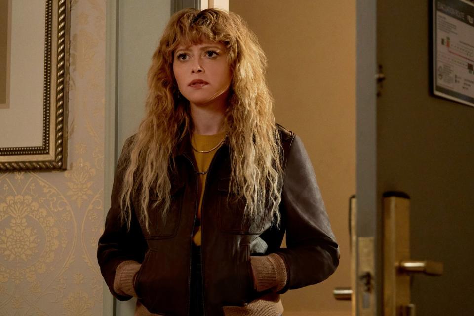 Lügen haben bei Charlie (Natasha Lyonne) keinen Zweck. (Bild: 2022 Peacock TV LLC)