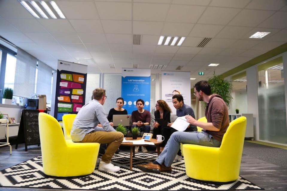 <p>Industry: IT services and consulting<br>Recommend to a friend rating: 77%<br>(Capgemini/Glassdoor) </p>