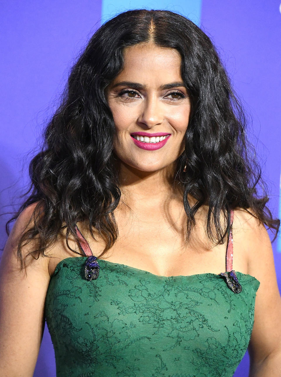 <p>Salma Hayek se robó todas las miradas durante su llegada al Festival internacional de cine de Palm Springs, y muchos la compararon con la muñeca Barbie/Getty Images </p>