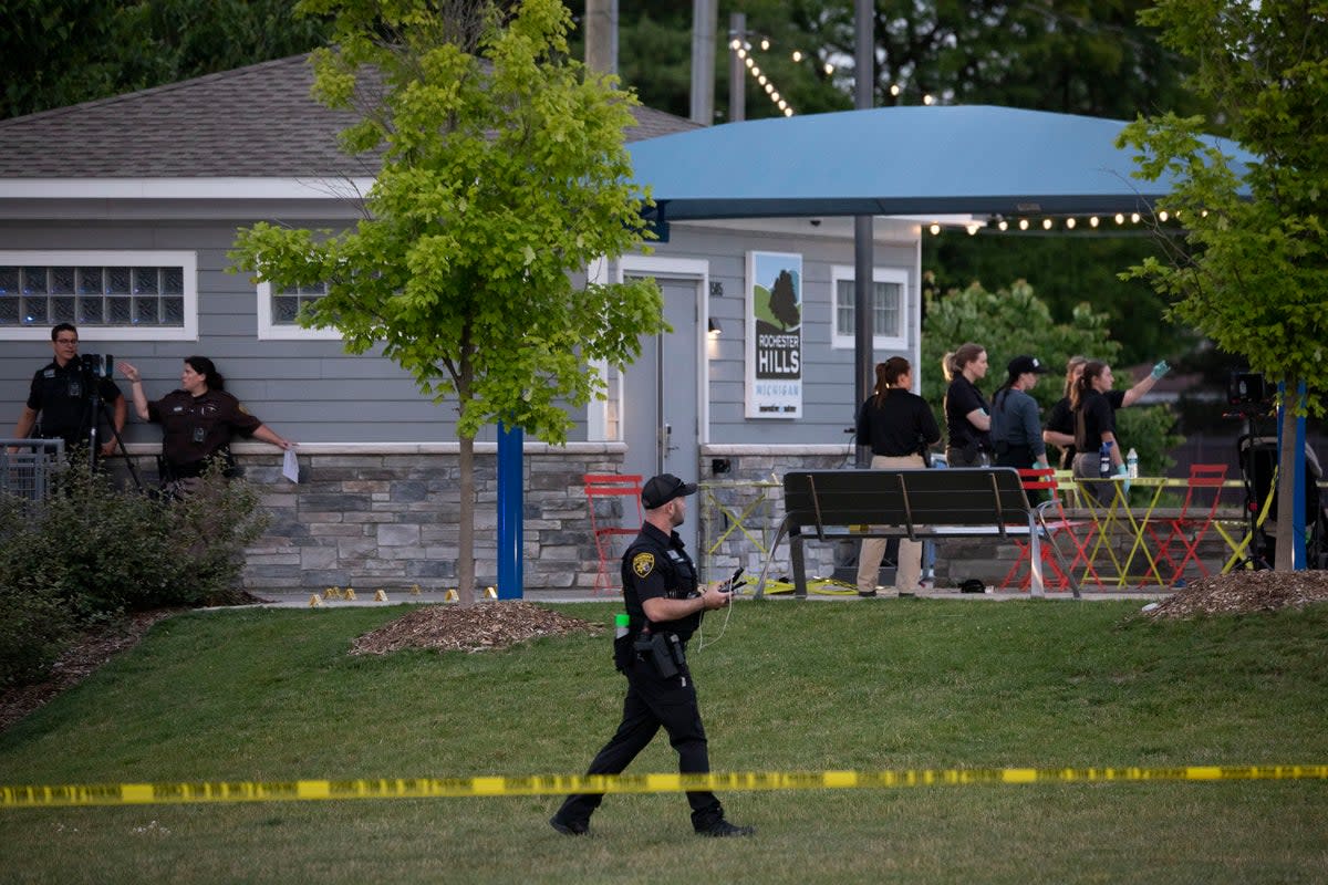 Police investigate scene of shooting at Brooklands Plaza Splash Pad (Getty Images)