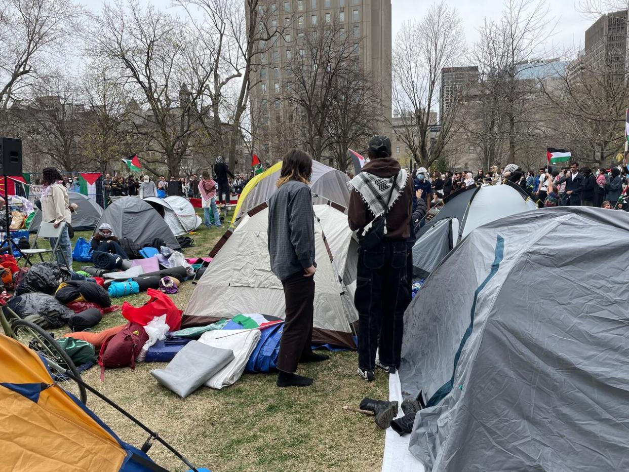 The encampment was set up around 1:30 p.m. Saturday (Jennifer Yoon/CBC - image credit)