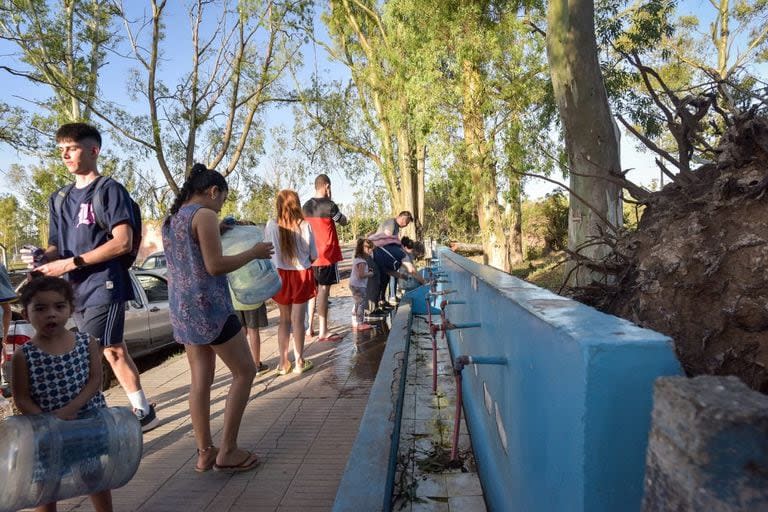 Varios vecinos se quedaron sin agua