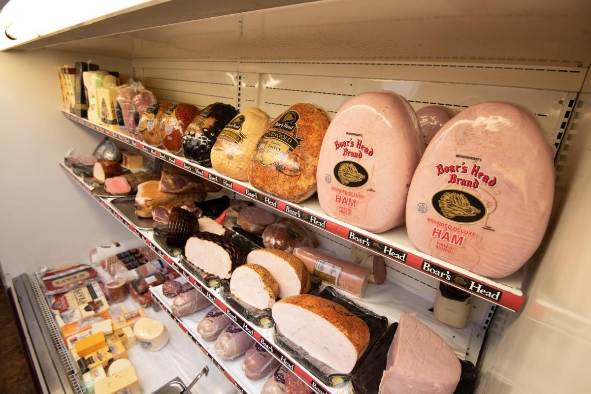 Boar's Head hams, deli meats recalled due to listeria outbreak. What to