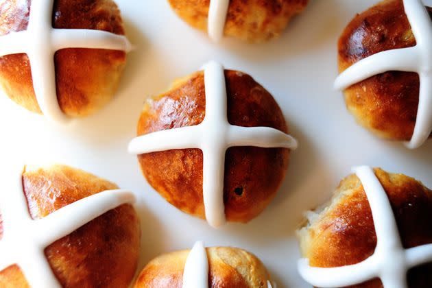 hot cross buns