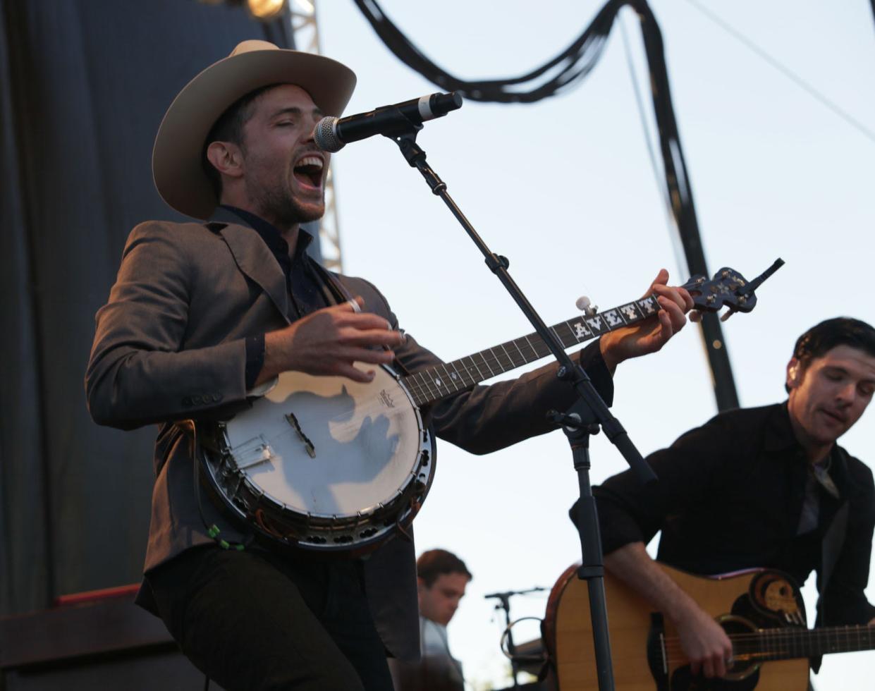 The Avett Brothers playing the Azalea Festival in 2016.