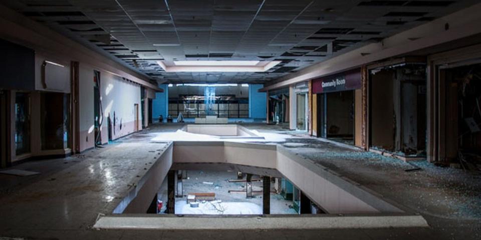 snowy deserted empty mall