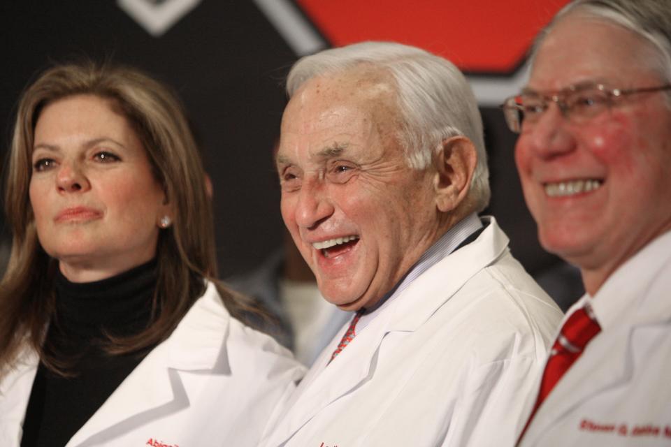 Abigail, left, and Leslie H. Wexner, pose with Steven G. Gabbe, MD, right, after the announcement of the naming of The Wexner Medical Center at The Ohio State University. (Columbus Dispatch photo by Fred Squillante
