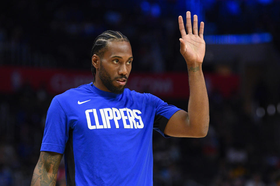 LOS ANGELES, CA - OCTOBER 10: Los Angeles Clippers Forward Kawhi Leonard (2) looks on before a NBA preseason game between the Denver Nuggets and the Los Angeles Clippers on October 10, 2019 at STAPLES Center in Los Angeles, CA. (Photo by Brian Rothmuller/Icon Sportswire via Getty Images)