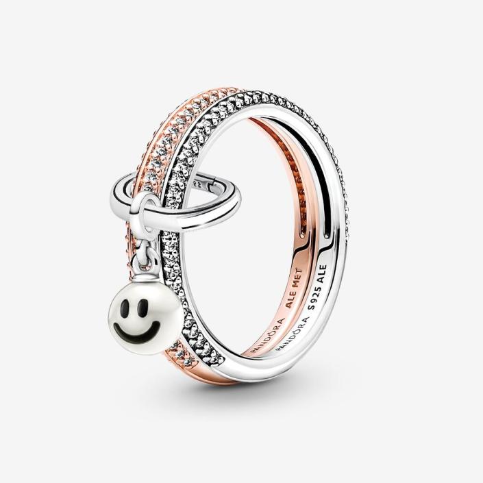 Pandora ME Happy Smiley Face Ring Set. Image via Pandora.