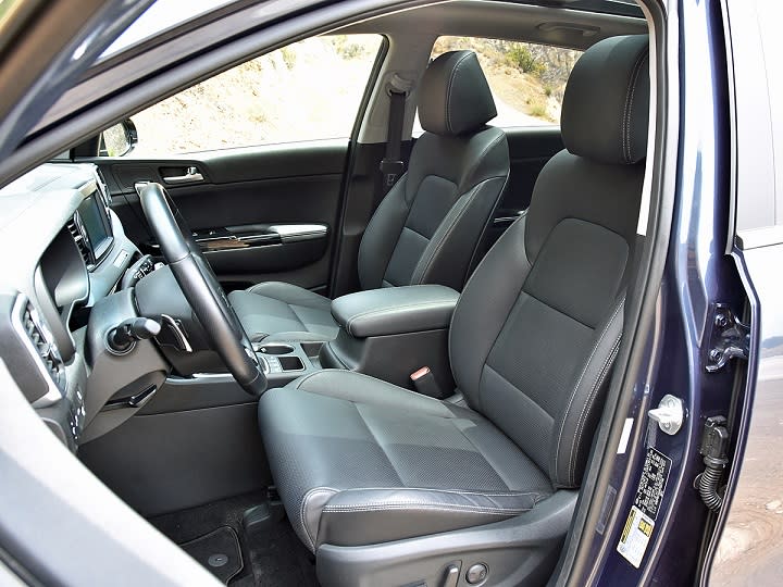 2017 Kia Sportage SX Turbo front seats photo