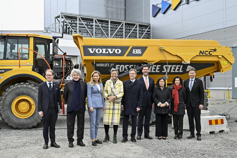 From left, Sweden's Foreign Minister Tobias Billström, EU Internal Market Commissioner Thierry Breton, Sweden's Energy Minister Ebba Busch, EU Commissioner for Competitiveness Margrethe Vestager, US Secretary of State Antony Blinken, Sweden's Minister for Aid and Foreign Trade Johan Forsell, US Trade Representative Katherine Tai, US Secretary of Commerce Gina Raimondo and EU Trade Commissioner Valdis Dombrovskis during a business visit to Hybrit to participate in a meeting arranged by Sweden's EU presidency in the Trade and Technology Council between the EU and the US in Lulea, Sweden, Tuesday, May 30, 2023. (Jonas Ekstroemer/TT News Agency via AP)