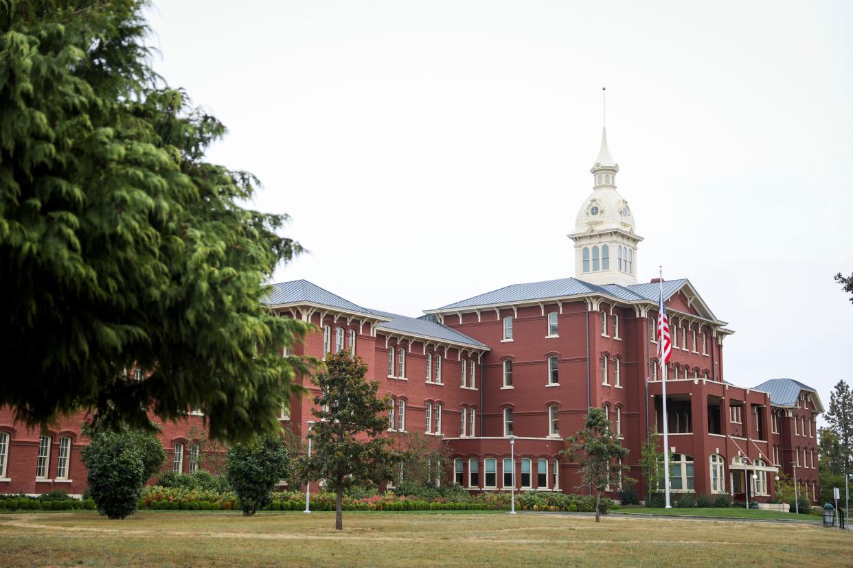 This file photo shows the Oregon State Hospital in September 2022 in Salem. Marion County asked a Multnomah County Circuit Court judge Wednesday to allow a lawsuit against the Oregon State Hospital and Oregon Health Authority to proceed