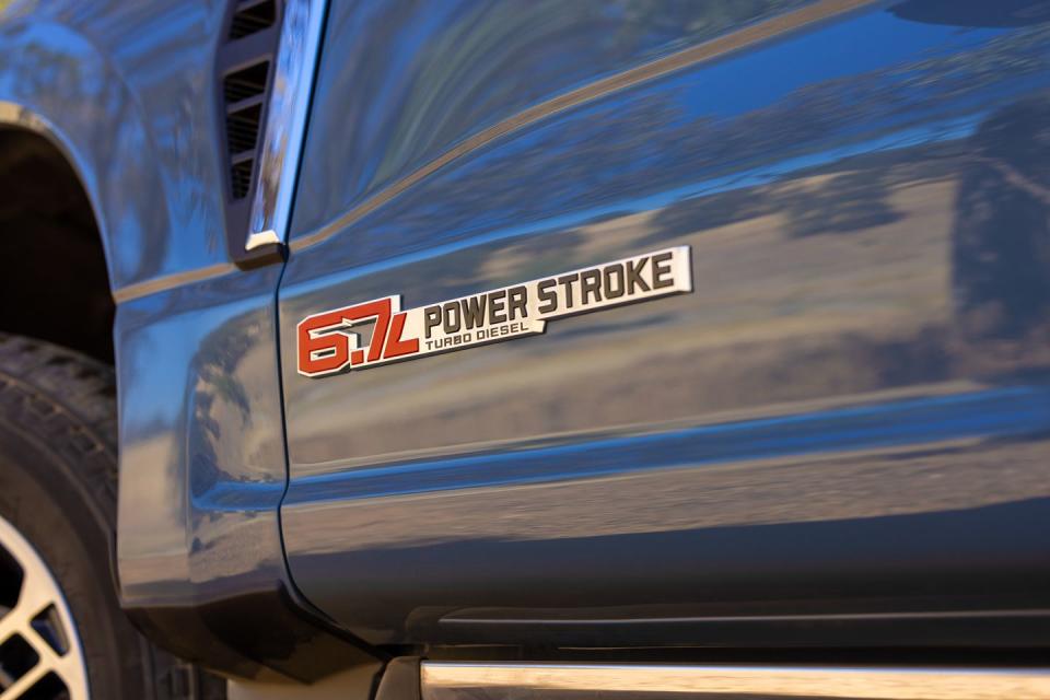 <p>2023 Ford Super Duty F-350 Limited</p>