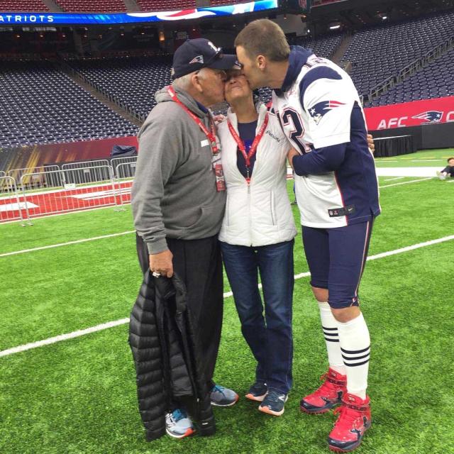 Family Guy: Tom Brady Kisses Sick Mom Ahead of Super Bowl