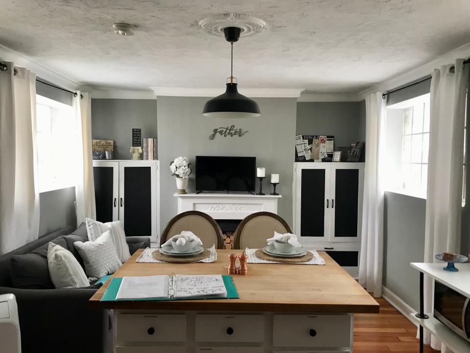 The living area in a Salt Lake City Airbnb