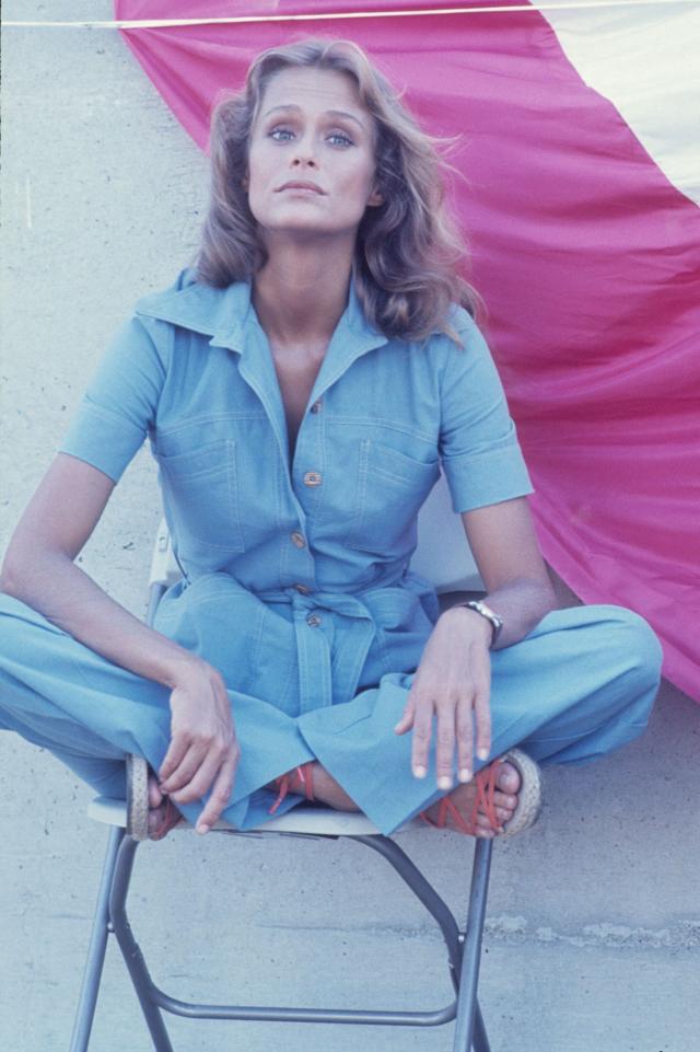 From Hippie Chick to Disco Diva — These Funky '70s Fashions Will Take You  Way Back