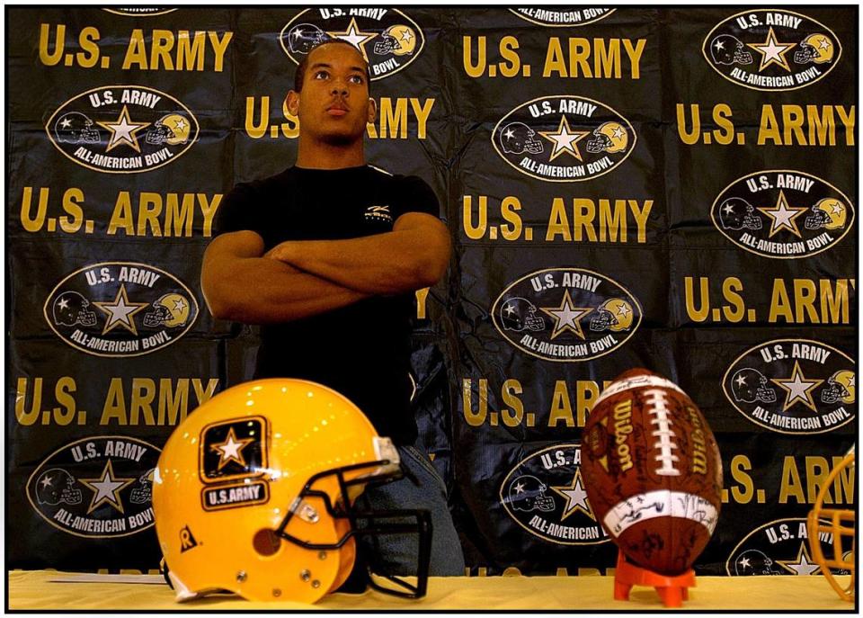 10/14/02: Independence Quarterback Chris Leak waits to be honored in a ceremony, Monday morning October 14, 2002, for being one of 78 players nationwide picked for the U.S. Army All-American Bowl. PATRICK SCHNEIDER/STAFF