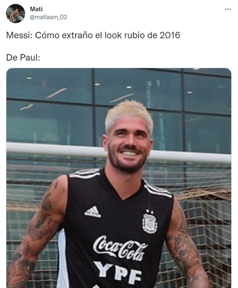 La reacción de los usuarios al nuevo look de Rodrigo De Paul (Foto: Captura de Twitter)