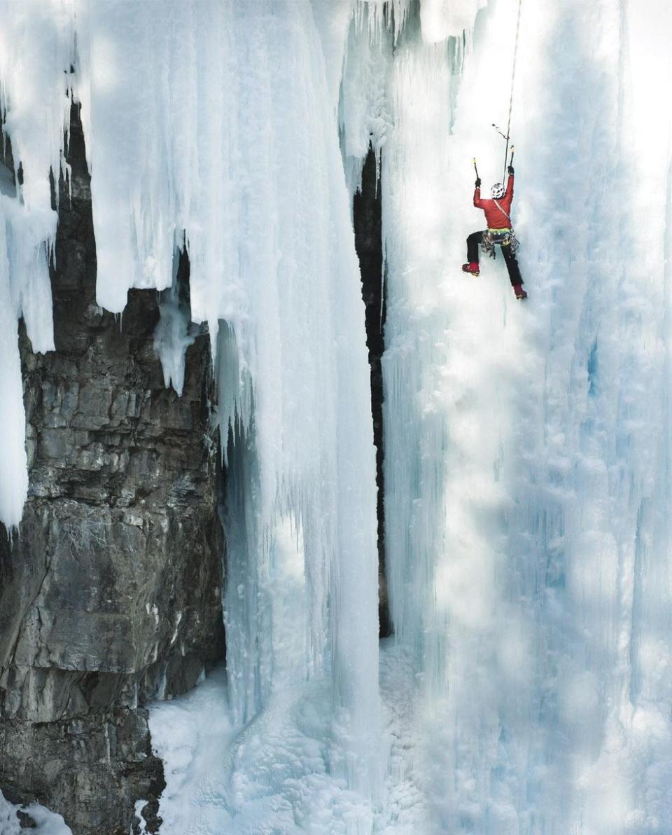 Johnston Canyon Ice climbing