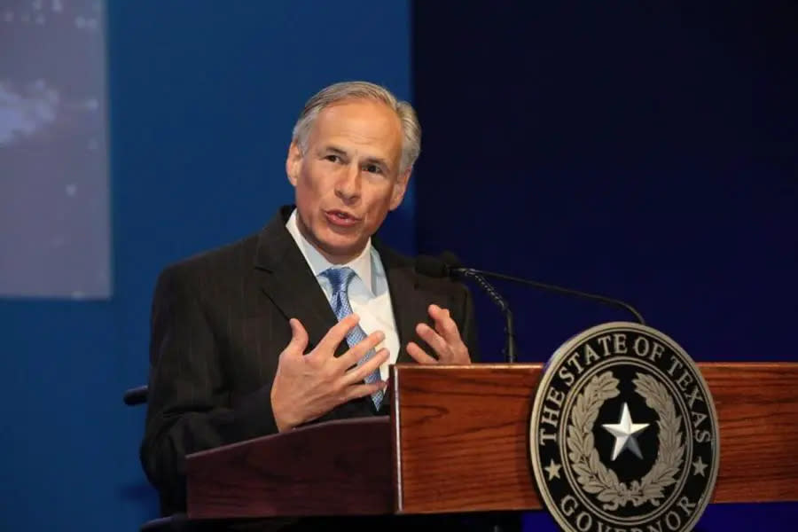 Greg Abbott: “Texas no les dispara a los migrantes porque el gobierno de Biden nos acusaría de homicidio”