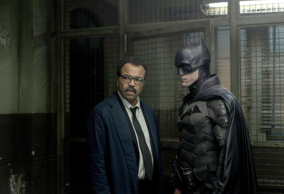 robert pattinson as batmanbruce wayne, jeffrey wright as james gordon robert, the batman