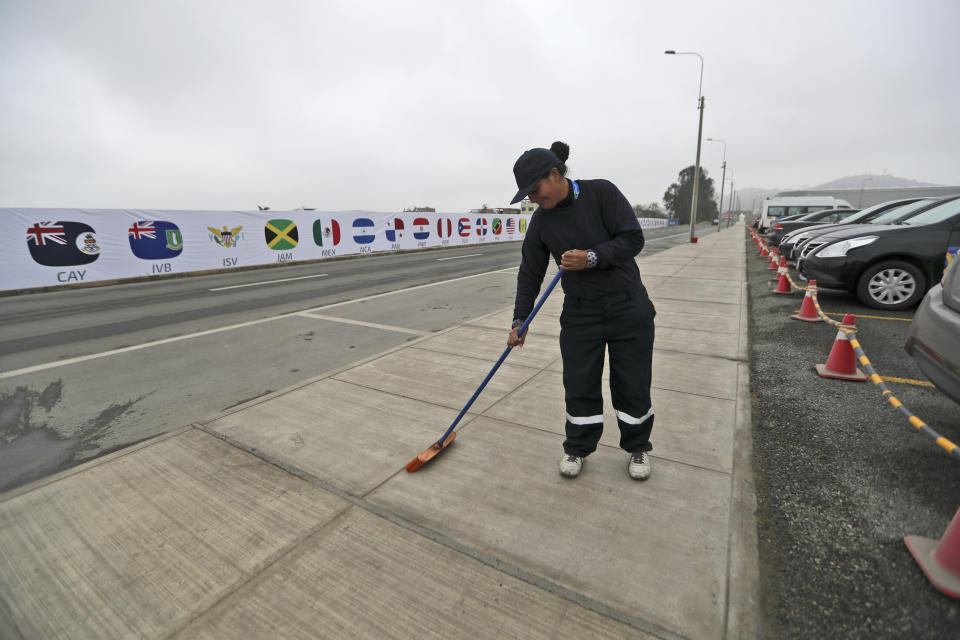 Por debajo de esas cifras se sitúan los peruanos. Pese a que más de la mitad de sus habitantes son autónomos, lo cierto es que la cantidad baja sensiblemente.<br><br>Foto: AP Photo/Fernando Llano