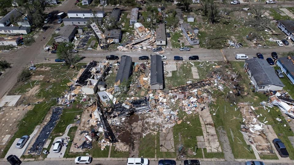Tornado damage at Pavilion Estates mobile home community in Kalamazoo, Mich., on Wednesday.