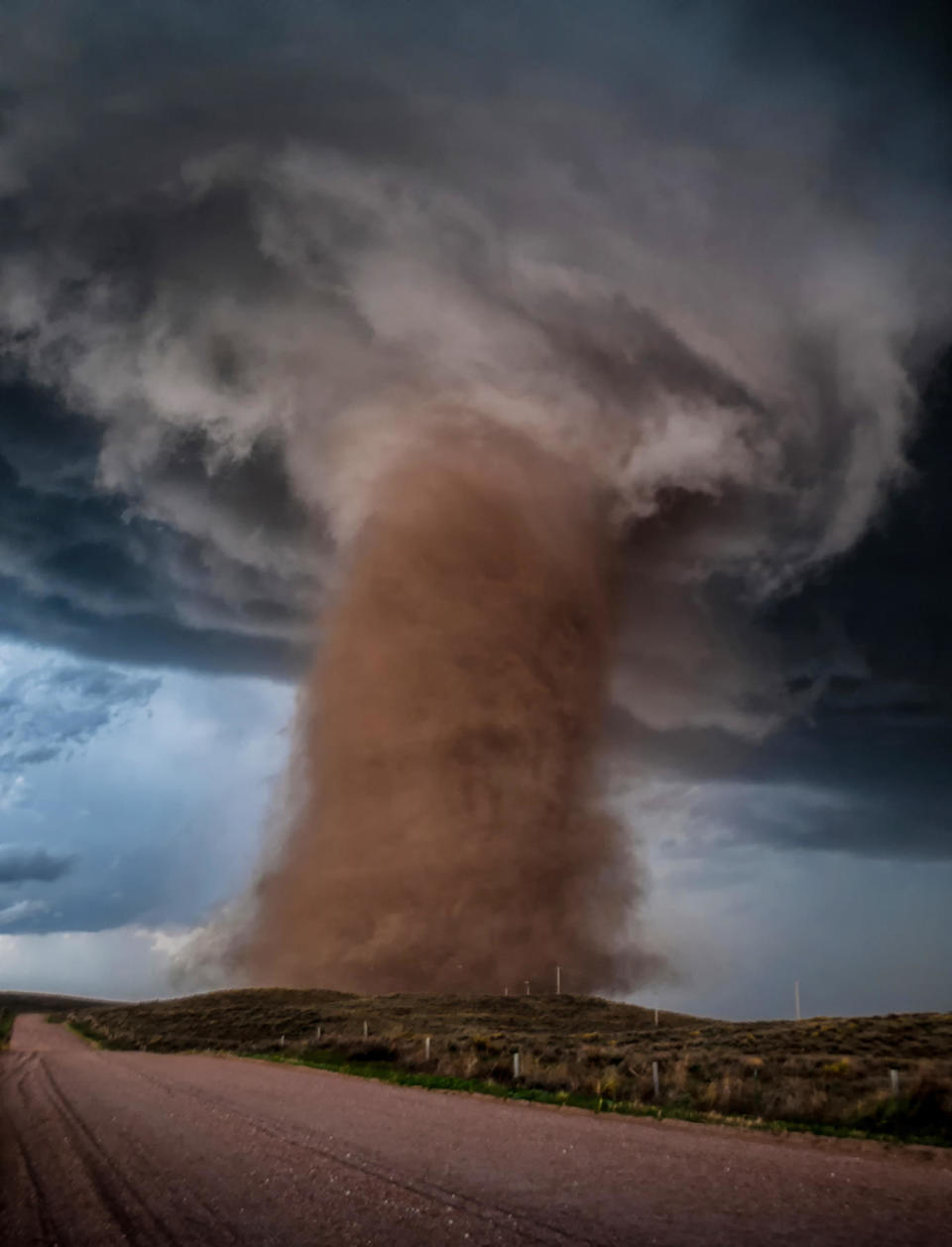 An incredible EF2 tornado tears through a rural Colorado field
