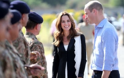 William and Kate in the Army Canine Centre in Islamabad - Credit: Getty