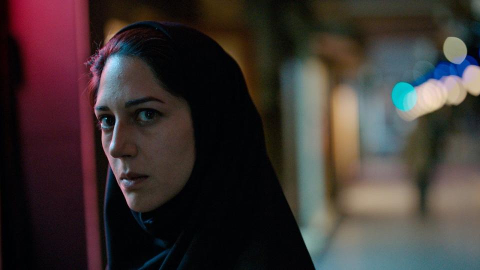 In "Holy Spider," female journalist Arezoo Rahimi (Zar Amir-Ebrahimi) travels to the Iranian holy city of Mashhad to investigate the serial killings of sex workers by the "Spider Killer."