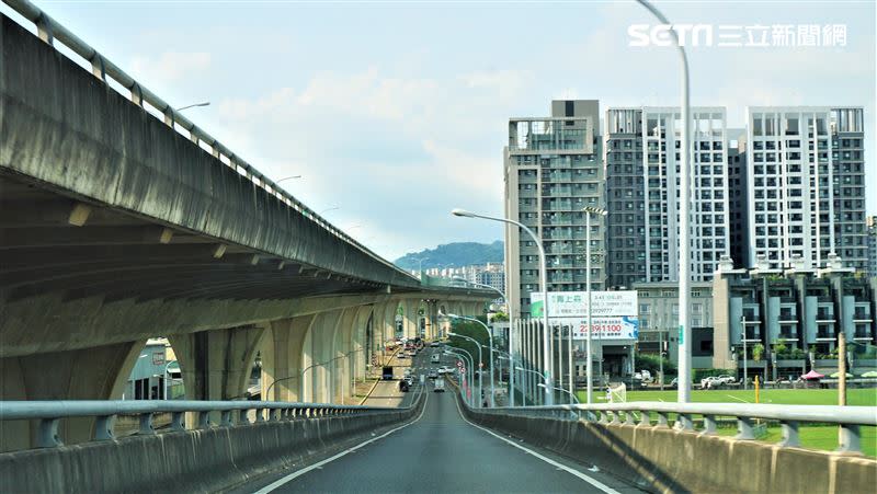 台中不少匝道周邊房價，近5年皆有明顯漲幅。（圖／記者陳韋帆攝影）