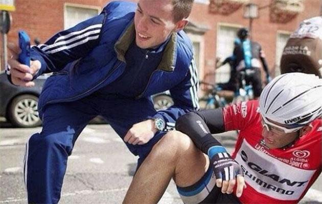 This guy who saw a cyclist have an accident and thought it was a photo opp