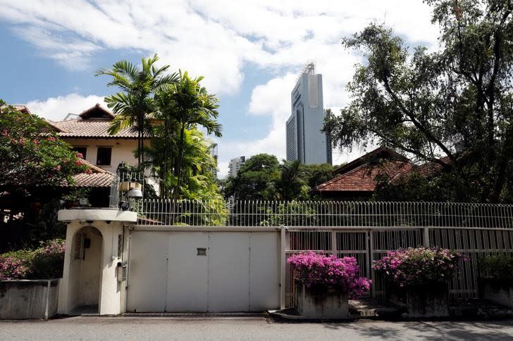 A view of an empty guard post outside former Prime Minister Lee Kuan Yew's Oxley Road residence in Singapore June 14, 2017. REUTERS/Edgar Su