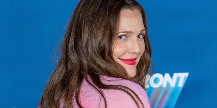 Drew Barrymore Fans Check Up on Her After Seeing Her Wild “Party Girl” Instagram