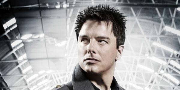 John Barrowman dice que el próximo Doctor Who podría ser gay