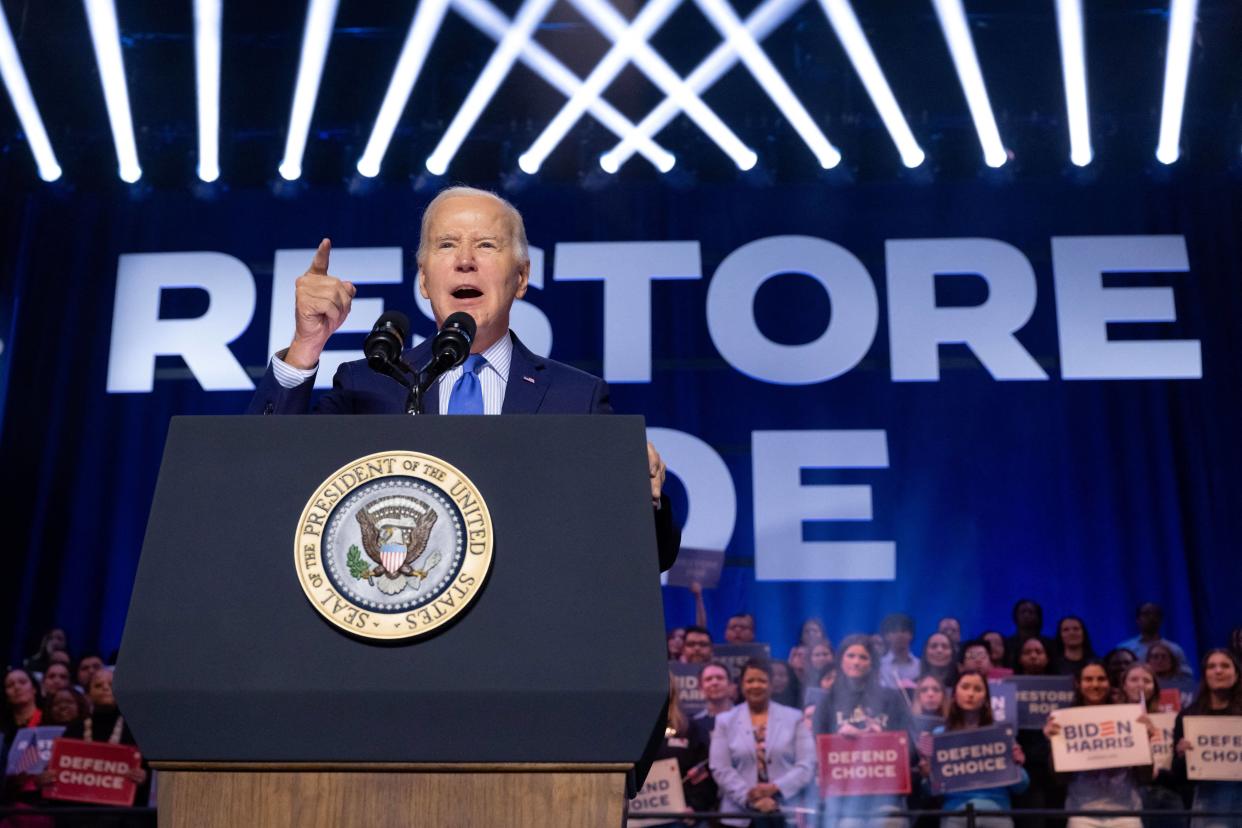 Joe Biden, en plein discours sur l’avortement, a été interrompu ce 23 janvier 2024 par des militants pro-Palestiniens.