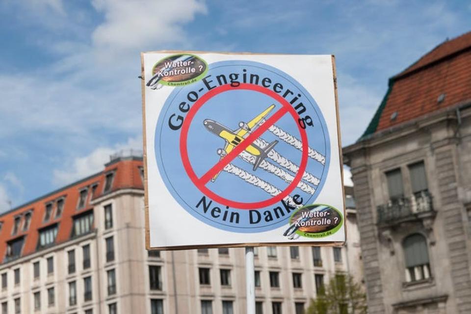 March against geoengineering in Berlin, 2016 (Alamy)