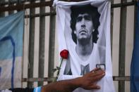 <p>Les Argentins pleurent leur idole Diego Maradona. </p>