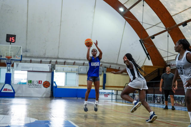 Women's Basketball Announces 2023-24 Recruiting Class - Lawrence