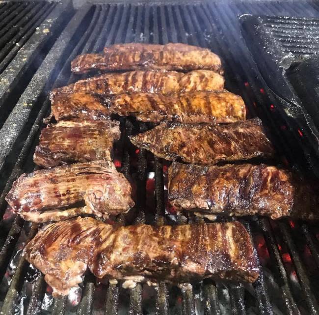 gente que quiere un buen asado a un precio amigable