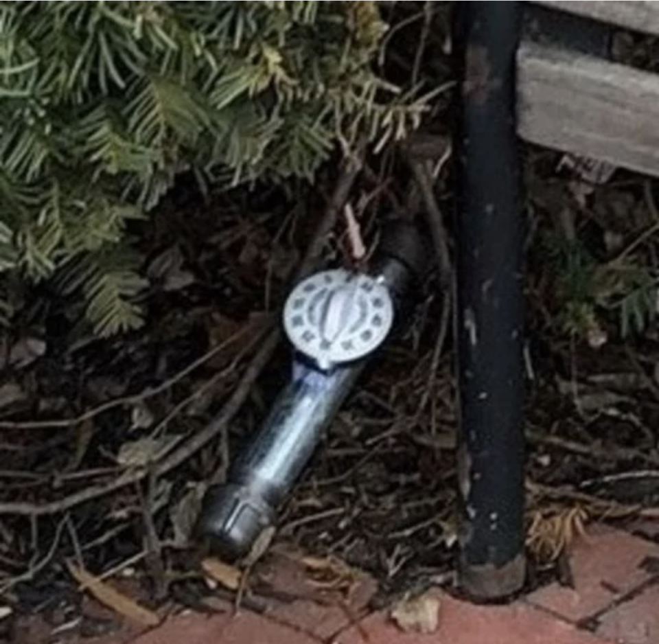 One of the D.C. pipe bombs found on Jan. 6, 2021 / Credit: FBI website