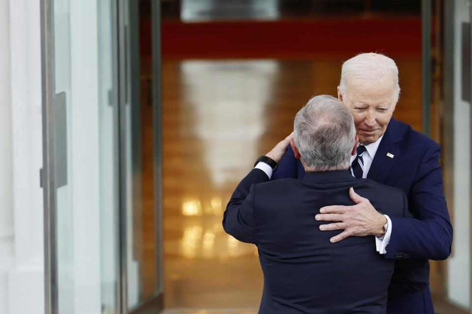 president biden welcomes jordan's king abdullah to the white house