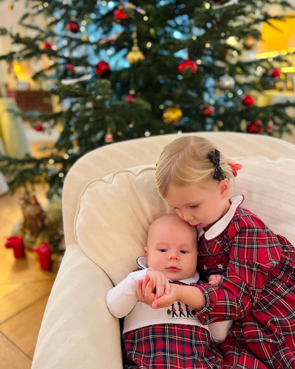 Tessa Hilton Celebrates Christmas as Mom of 2