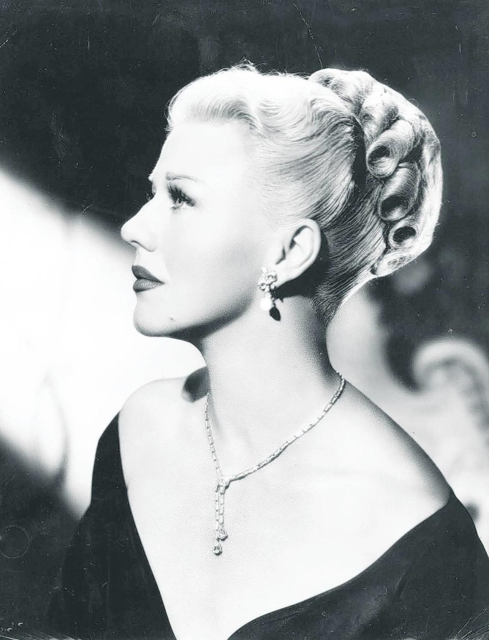 Ginger Rogers won the b​est a​ctress Oscar for “Kitty Foyle” in 1941.