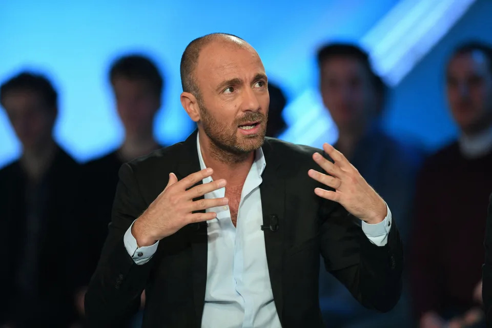 El ex seleccionado franc&#xe9;s y presentador de deportes, Christophe Dugarry critic&#xf3; la actitud de Neymar en el terreno de juego. (Photo by FRANCK FIFE / AFP) (Photo by FRANCK FIFE/AFP via Getty Images).