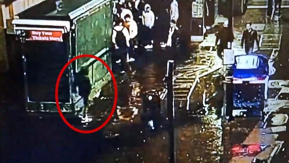 Police have released CCTV footage showing Abdul Ezedi on Westminster Bridge on the night of the attack (Met Police)